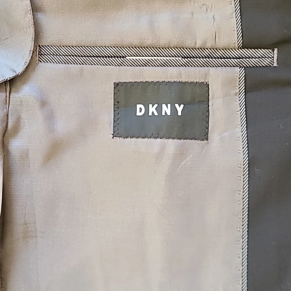 DKNY wool black blazer